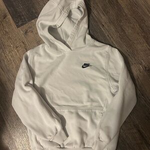 Nike Classic White Sweatshirt
